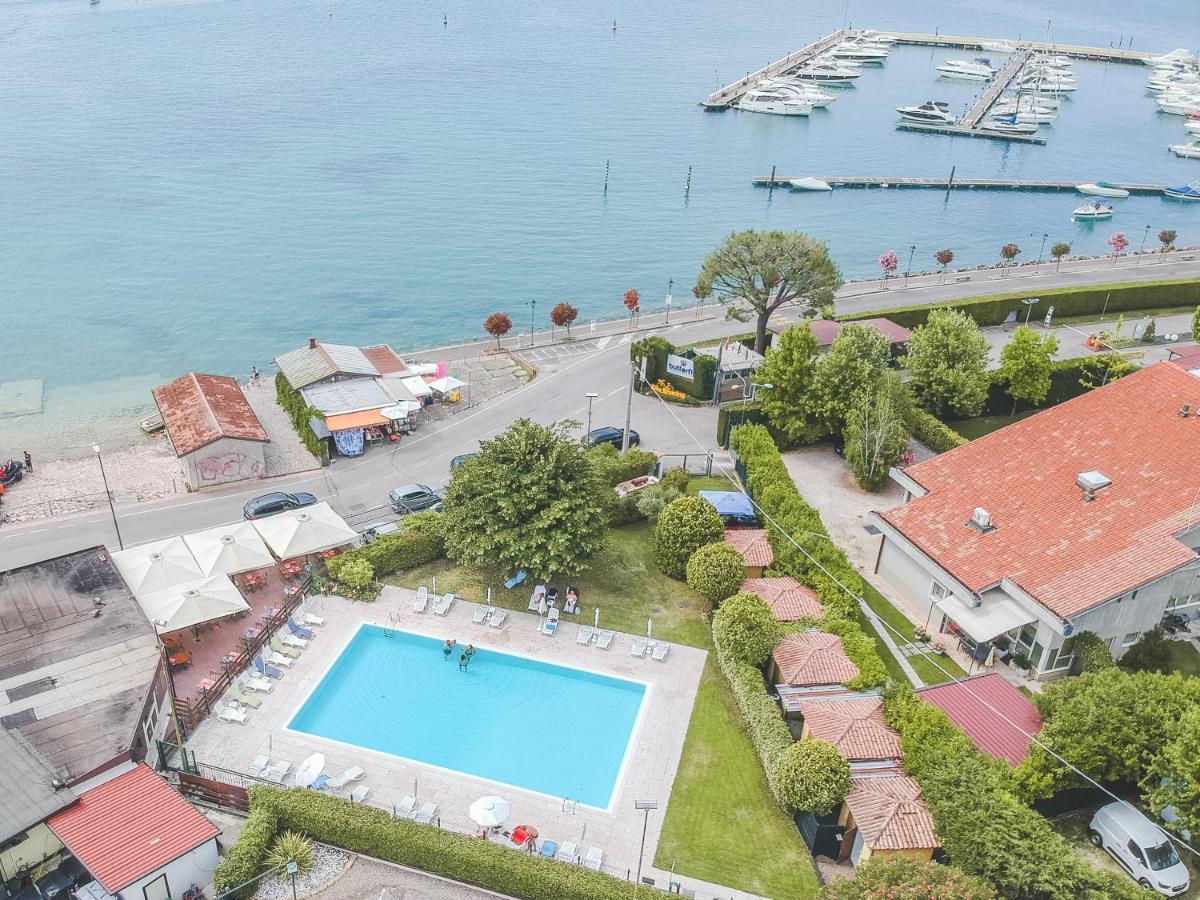 Hotel Ristorante Al Fiore Peschiera del Garda Exterior foto
