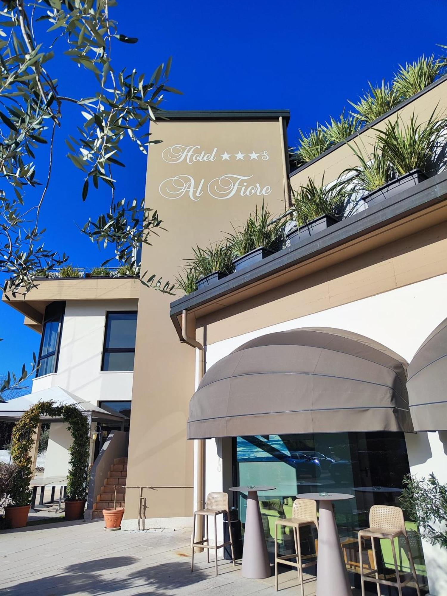 Hotel Ristorante Al Fiore Peschiera del Garda Exterior foto